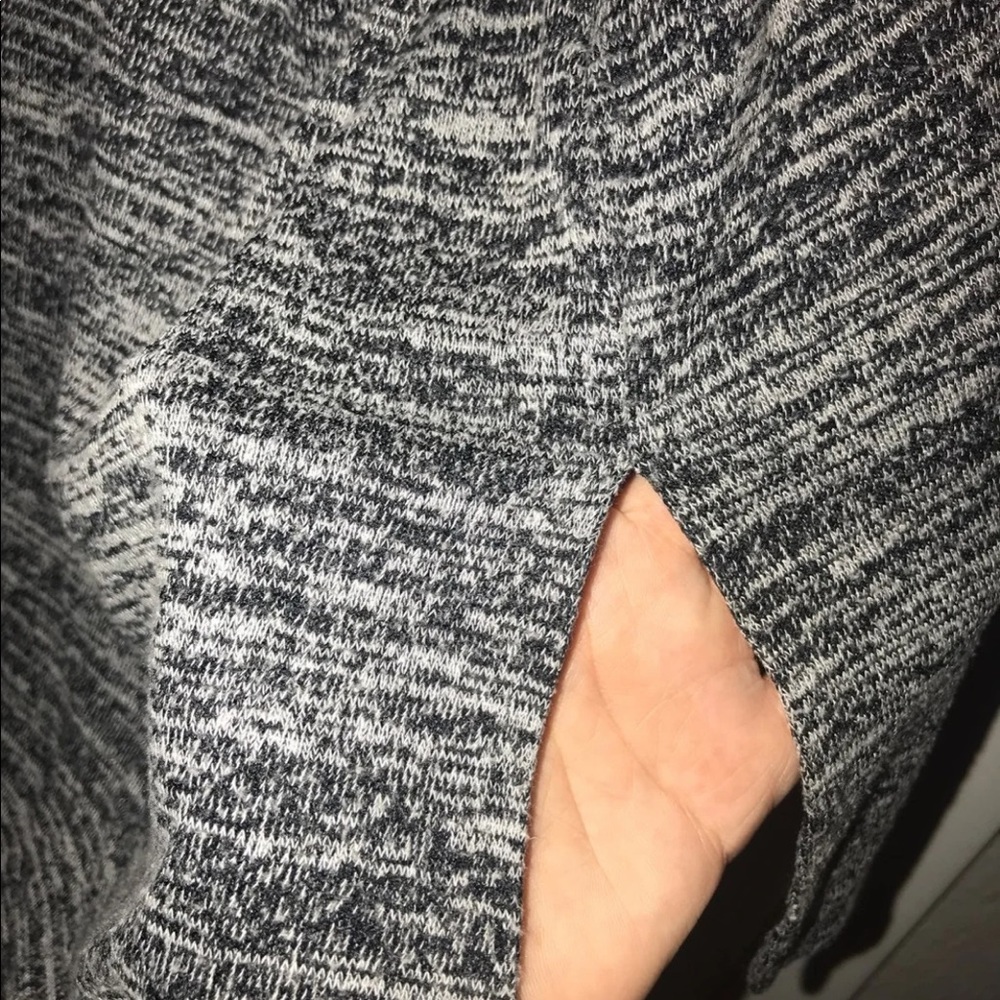 Sweater - Picture 3 of 3